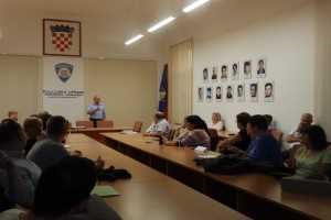 Slika forum mala.jpg